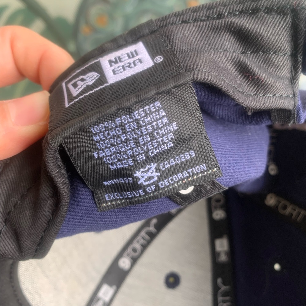 Toronto Maple Leafs Cap 🧢 - Picture 10 of 10